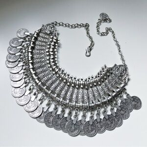 FREE PEOPLE STYLE COIN NECKLACE